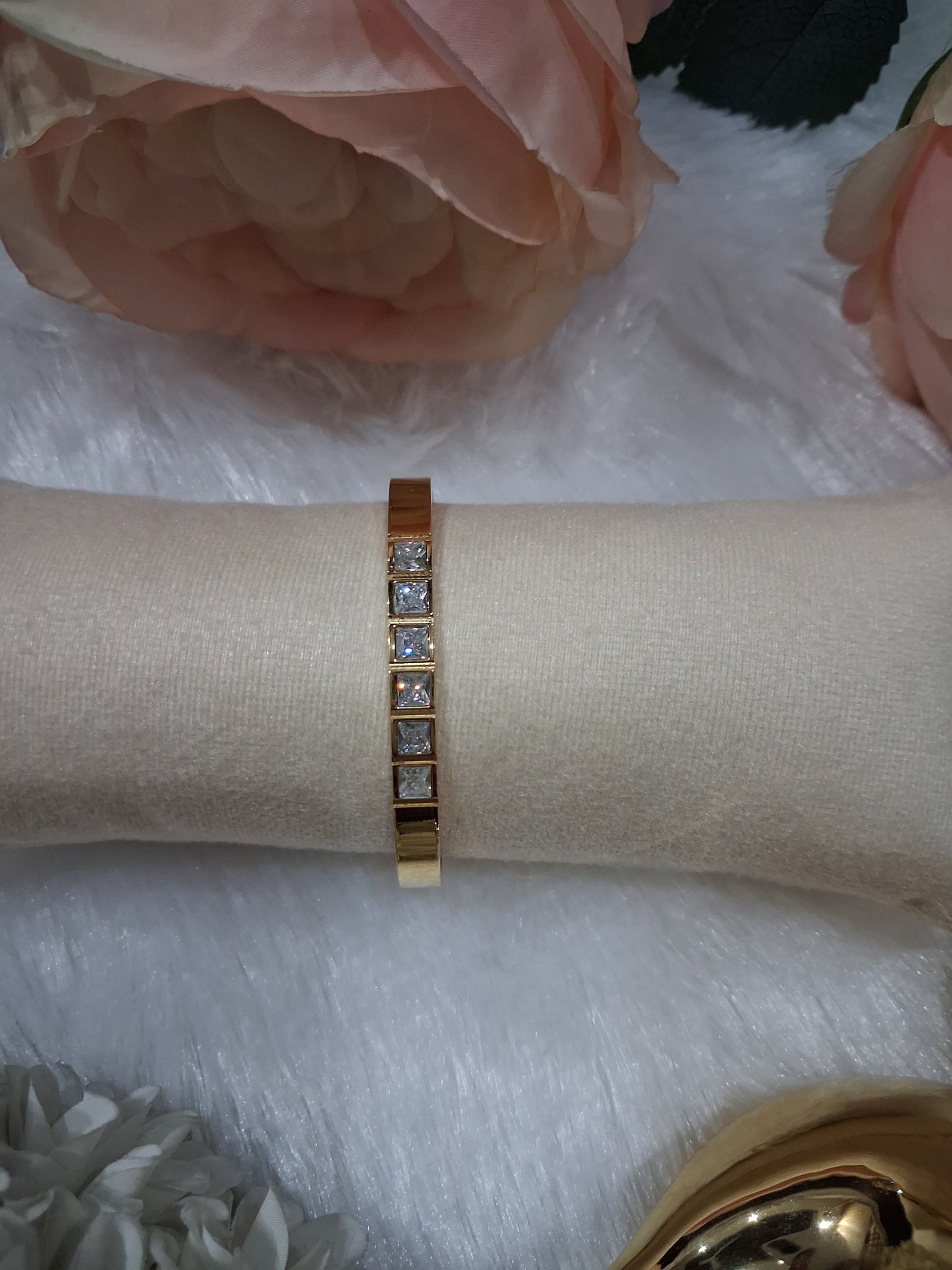 Studded Anti Tarnish Baby Bracelet