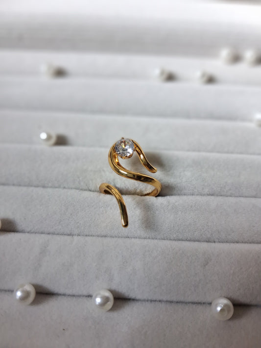 Bella AntiTarnish Adjustable Ring