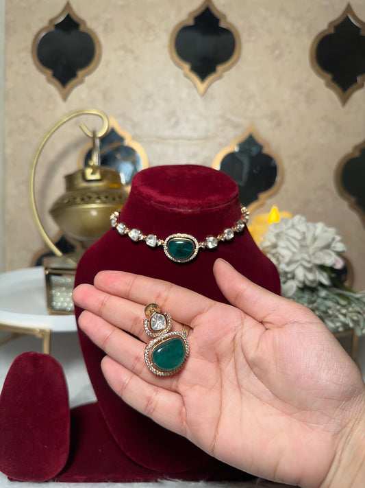 Isha Emerald Moissanite Single Line Choker Set