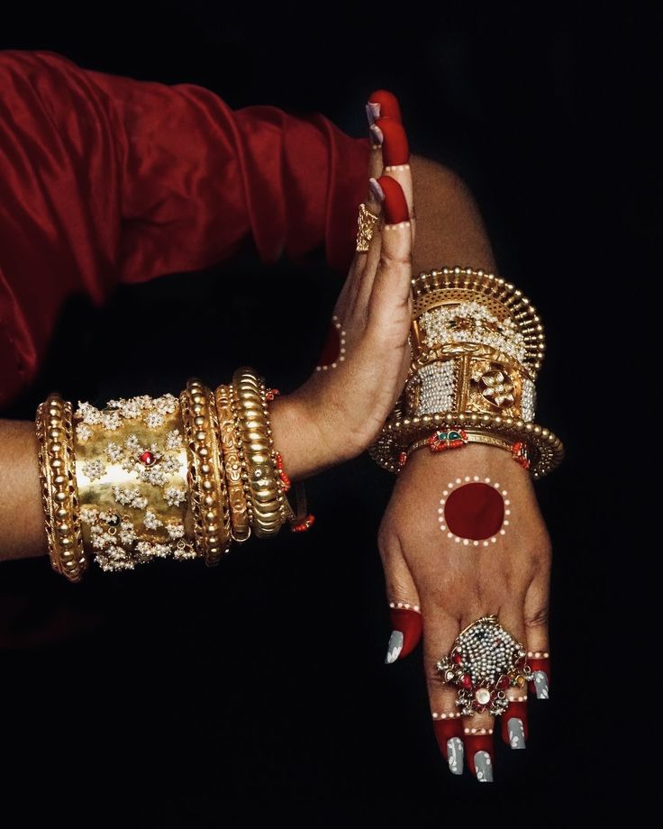 Bracelets & Bangles