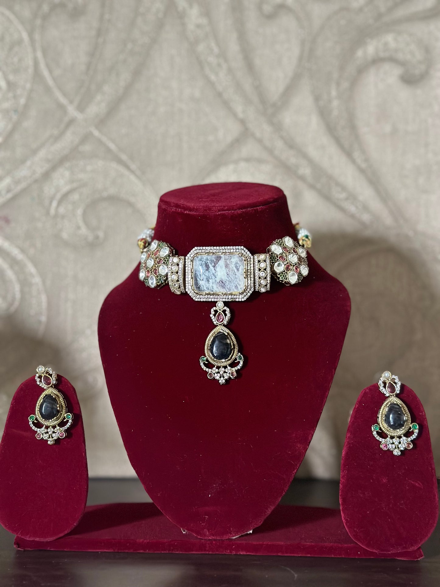 Arohi Sabhyasachi inspired choker set