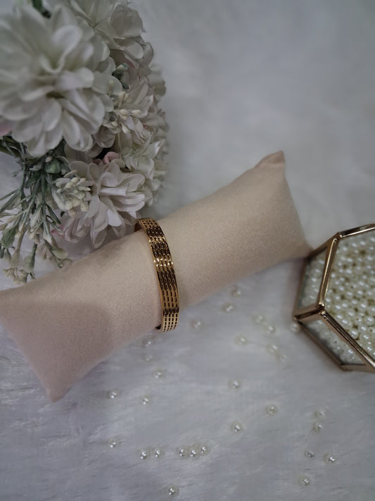 Classic Net pattern AntiTarnish Bracelet