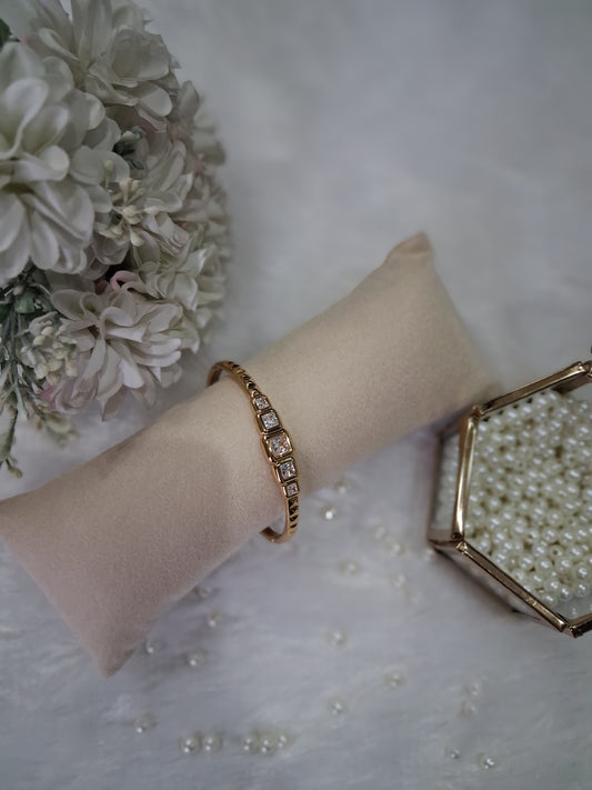 Solitaire AntiTarnish Bracelet