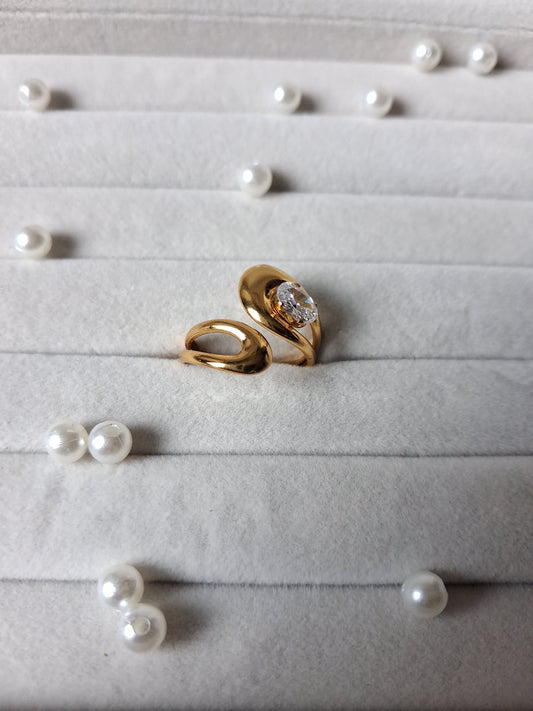 Nush Crystal AntiTarnish Adjustable Ring
