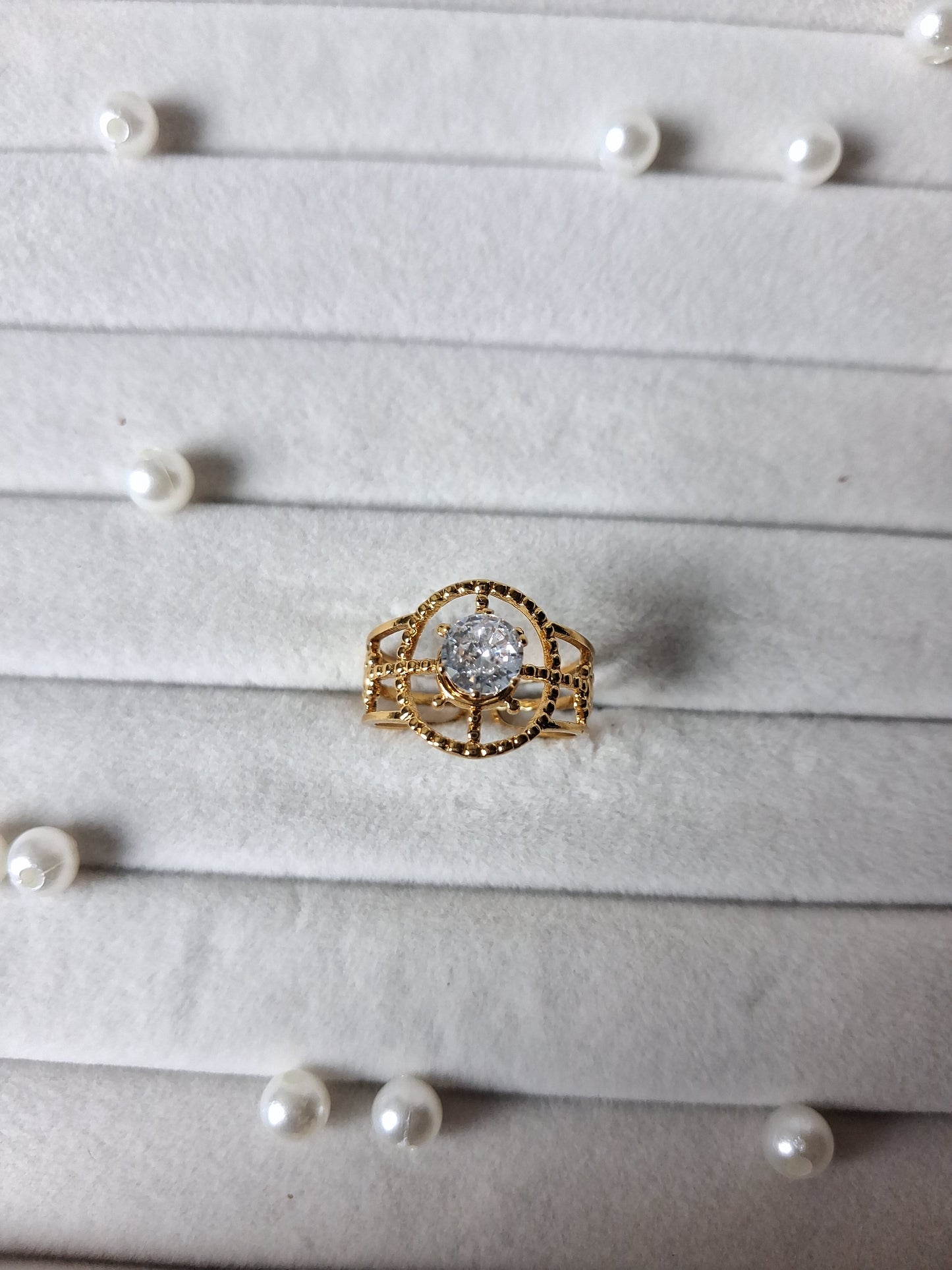 Circle detailed Crystal AntiTarnish Adjustable Ring