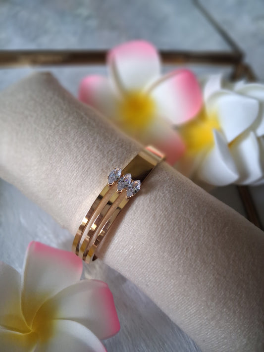Tri Crystal AntiTarnish Thin wrist bracelet - 2.4