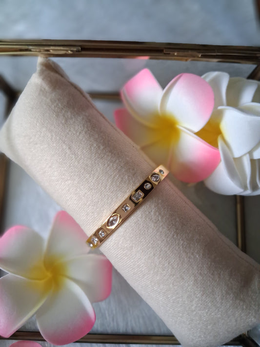 Celestial Crystals Anti Tarnish Thin Wrist Bracelet - 2.4