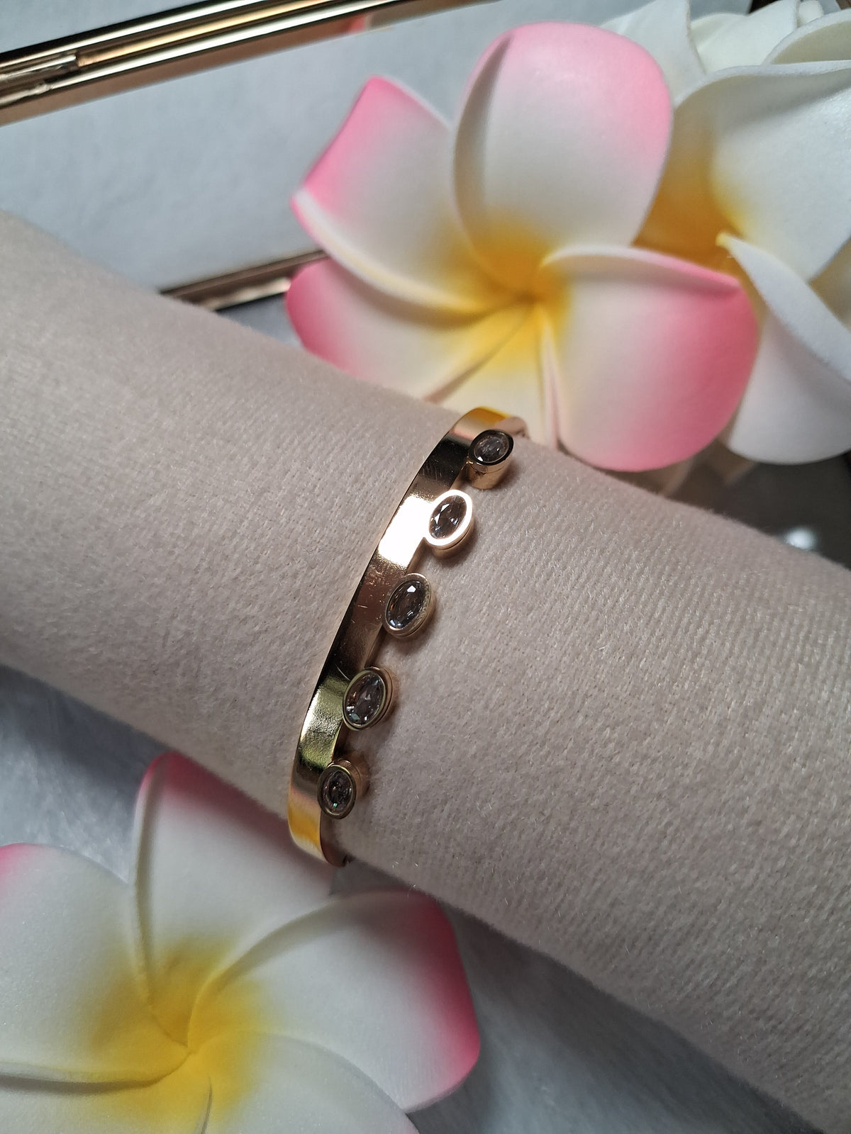 Bubble AD AntiTarnish Thin wrist bracelet
