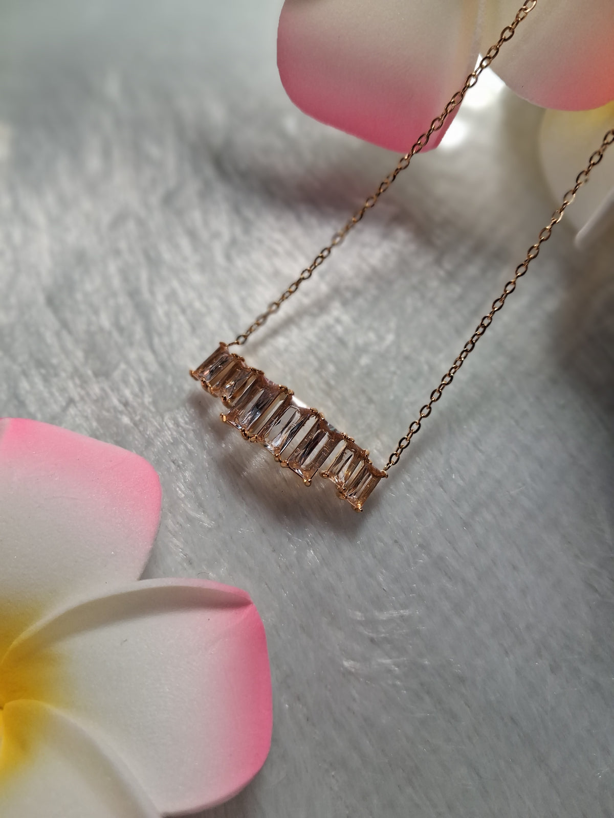 Amore Yellow crystal Anti Tarnish Neck chain