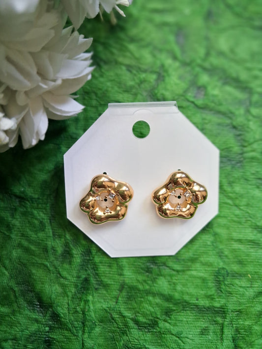 Cloud Crystal Anti Tarnish Stud Earrings
