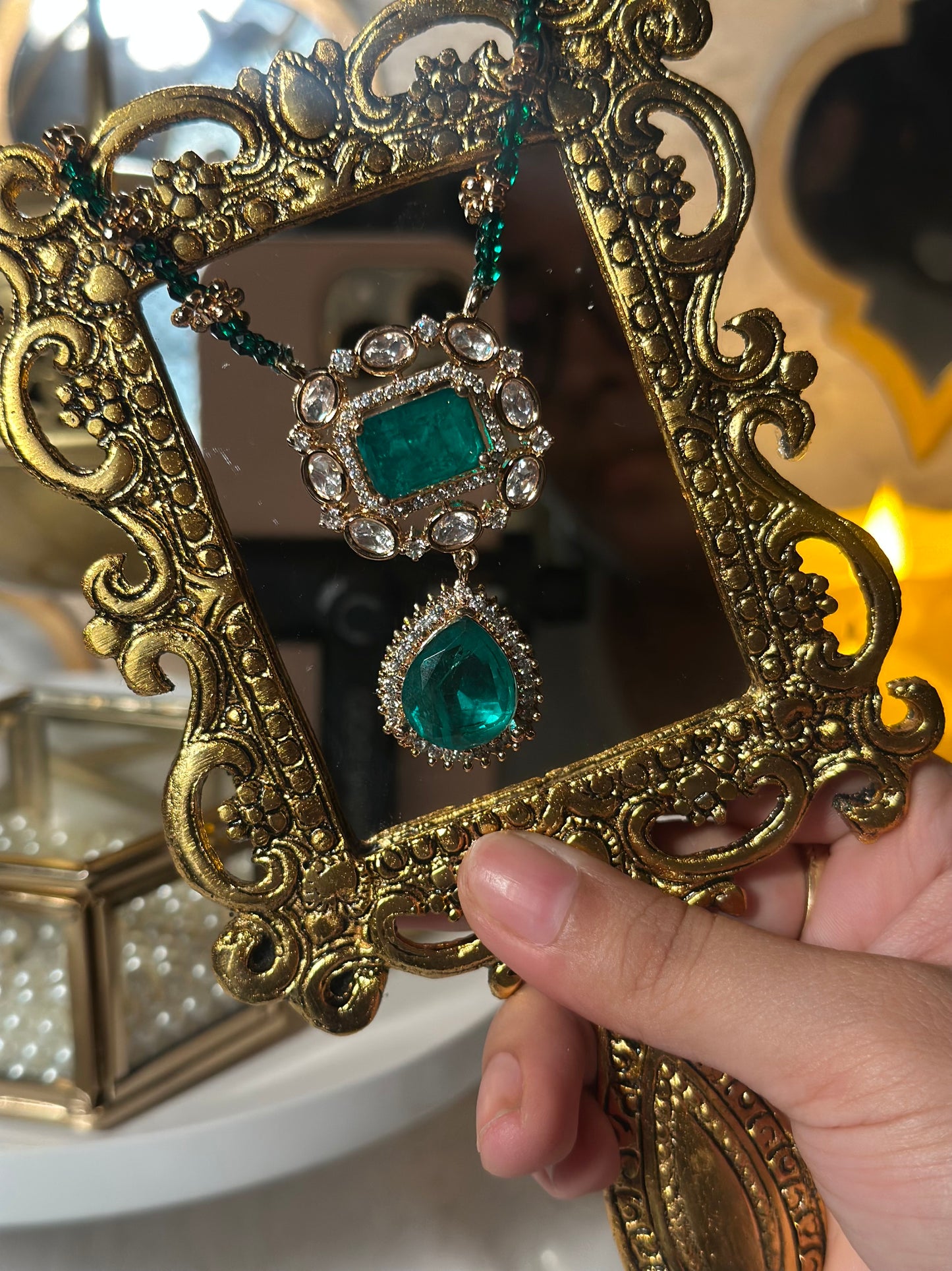 Emerald pendant set