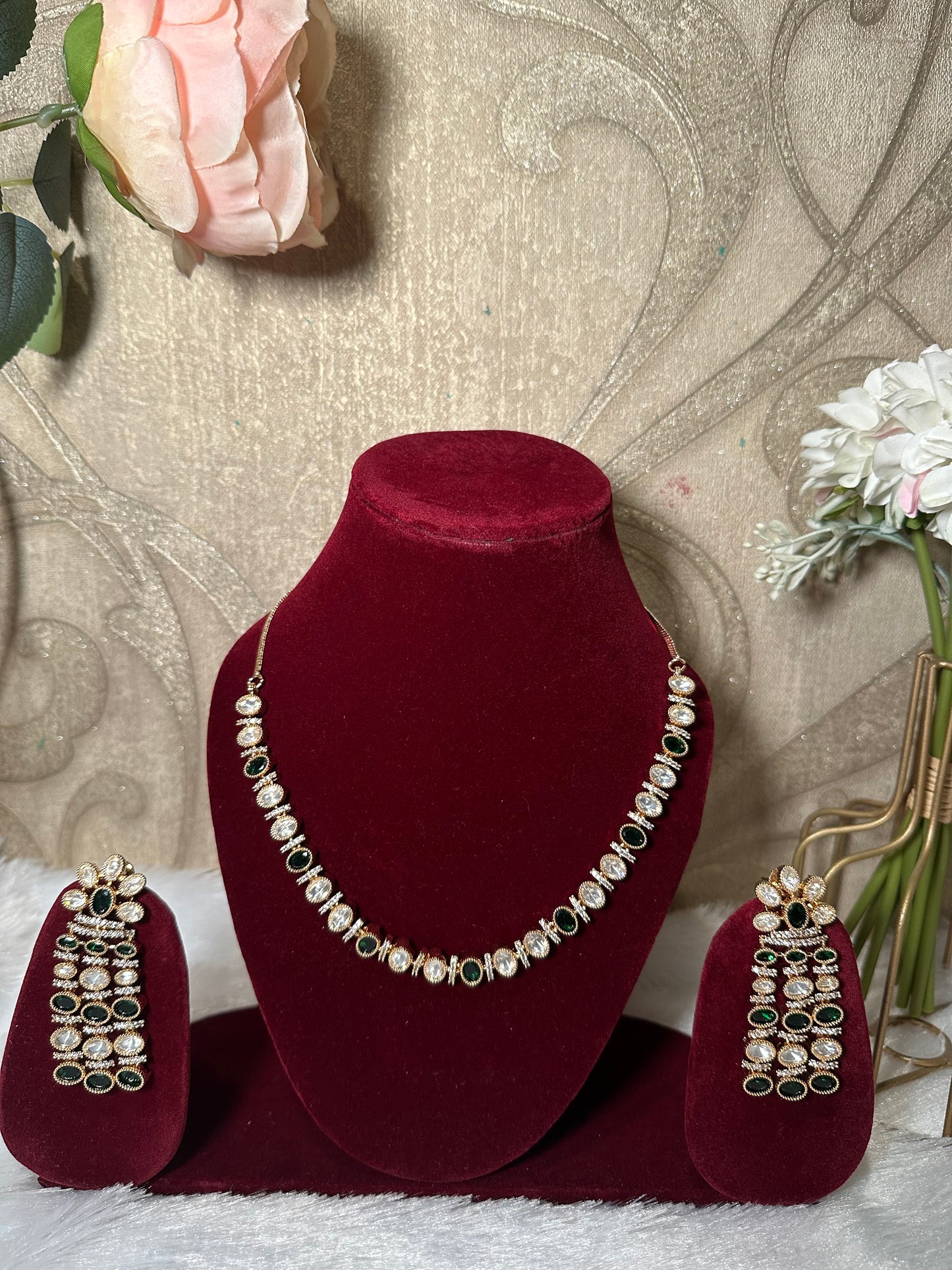 Single Line Heavy Earring Mosanite Necklace