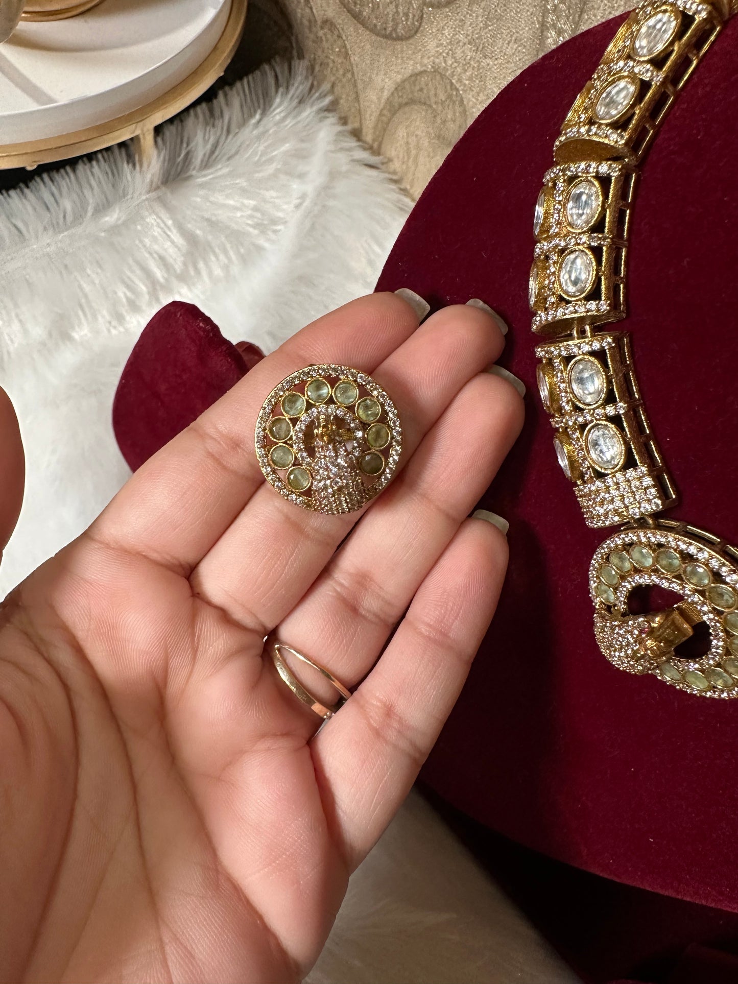Kalpna Kundan Hasli Necklace