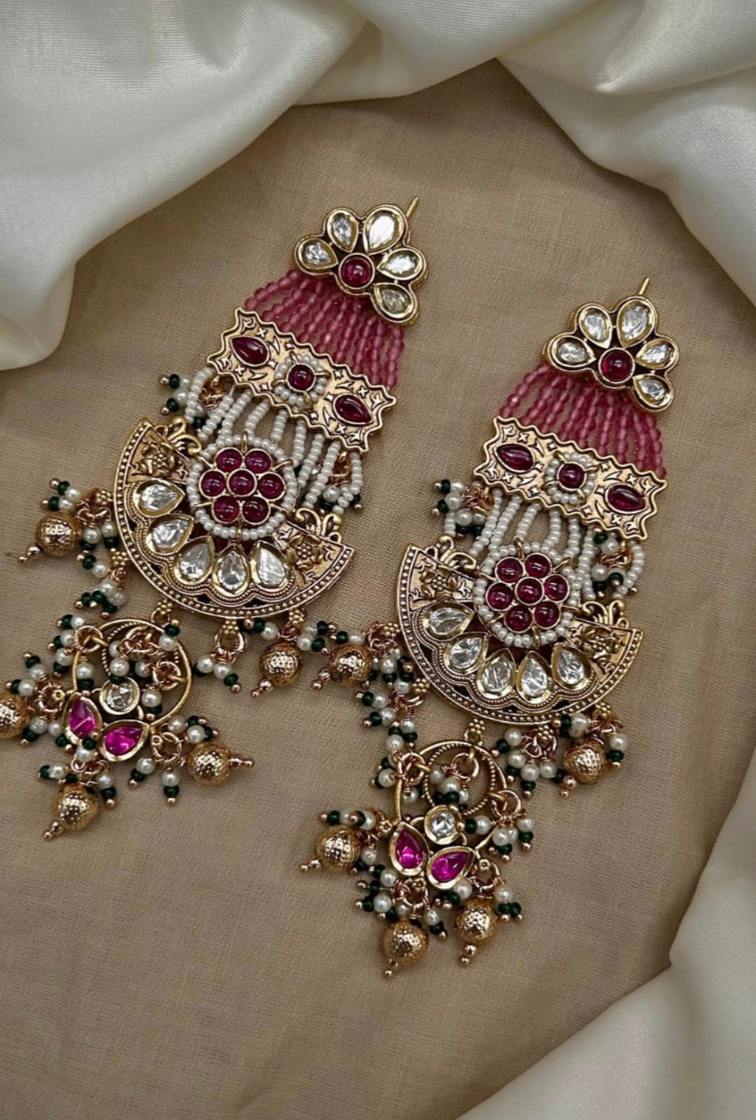 Antique Kundan Piroyi Chandbaali