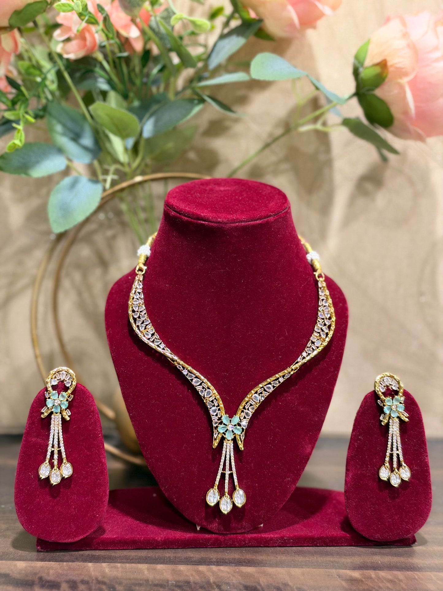 Inayat AD moisanite Hasli Pattern Necklace Set